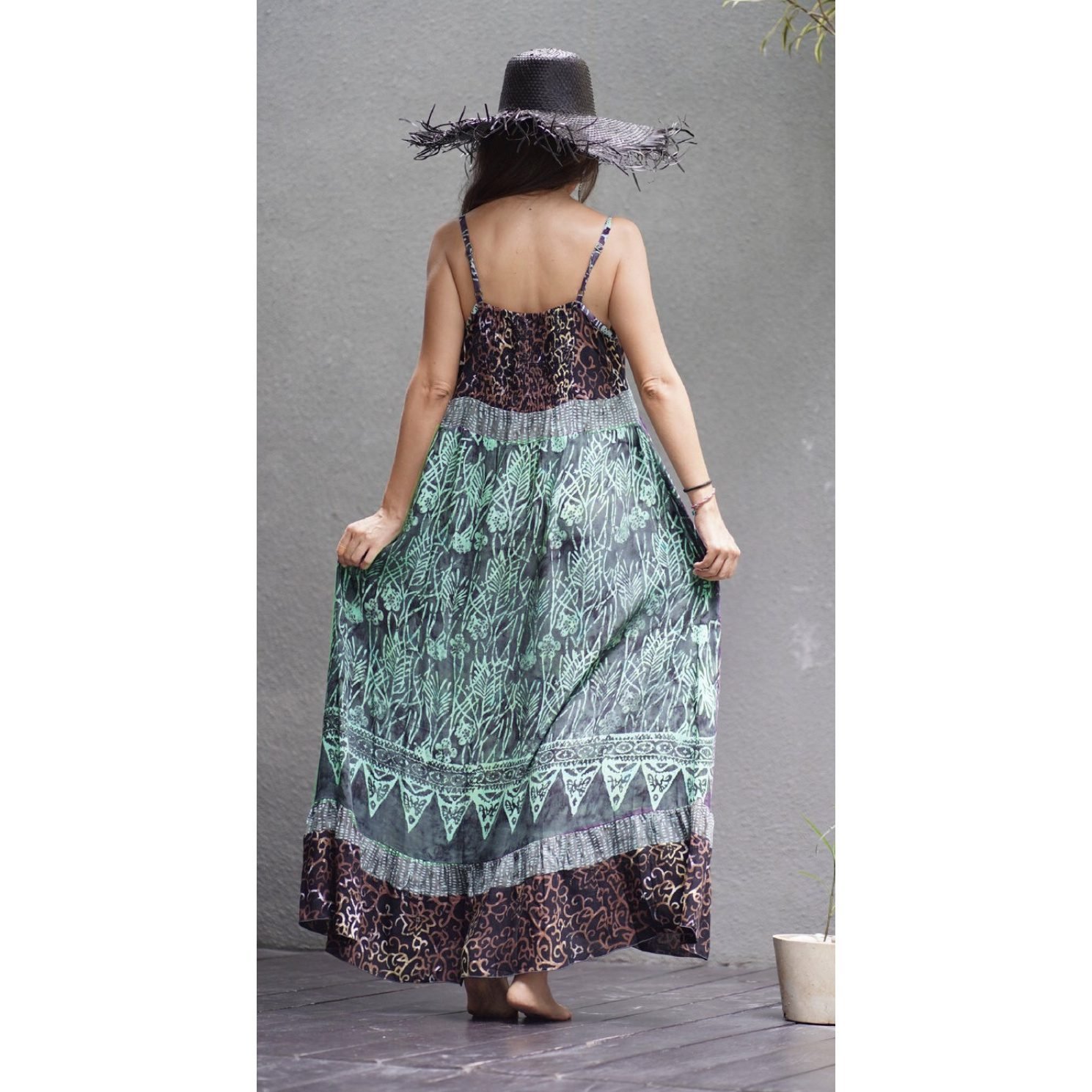 Wavlynn Patchwork Boho Maxi Dress With Spaghetti Straps And Boat Neck Sleeveless Summer Dress main image 0